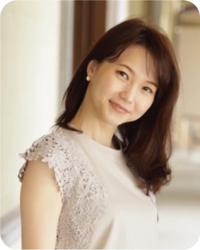 利用ユーザー⼩⿇⾥さんのポートレート写真